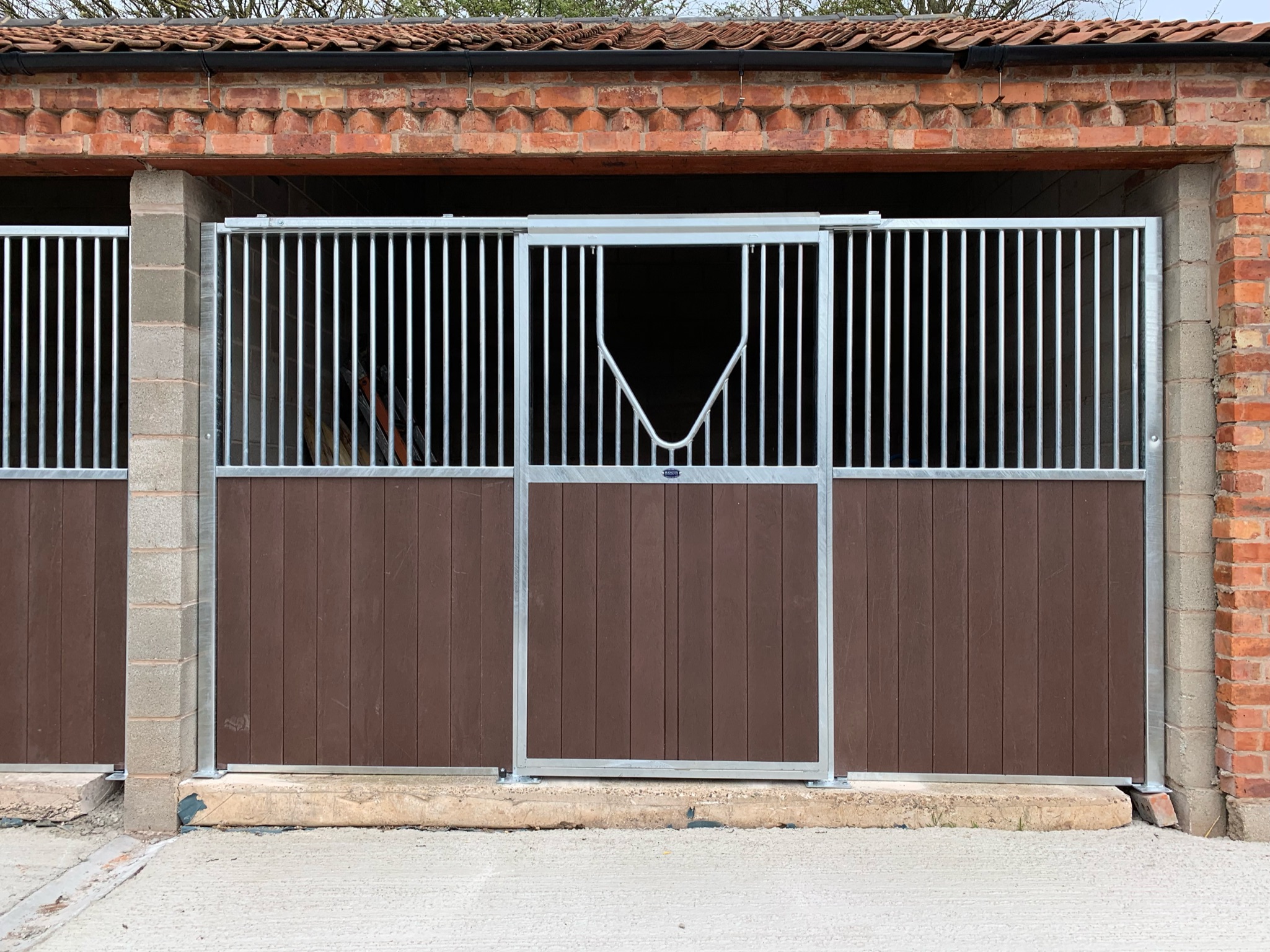 AB7DE797-3382-41A6-BD43-3FEE9738BC46