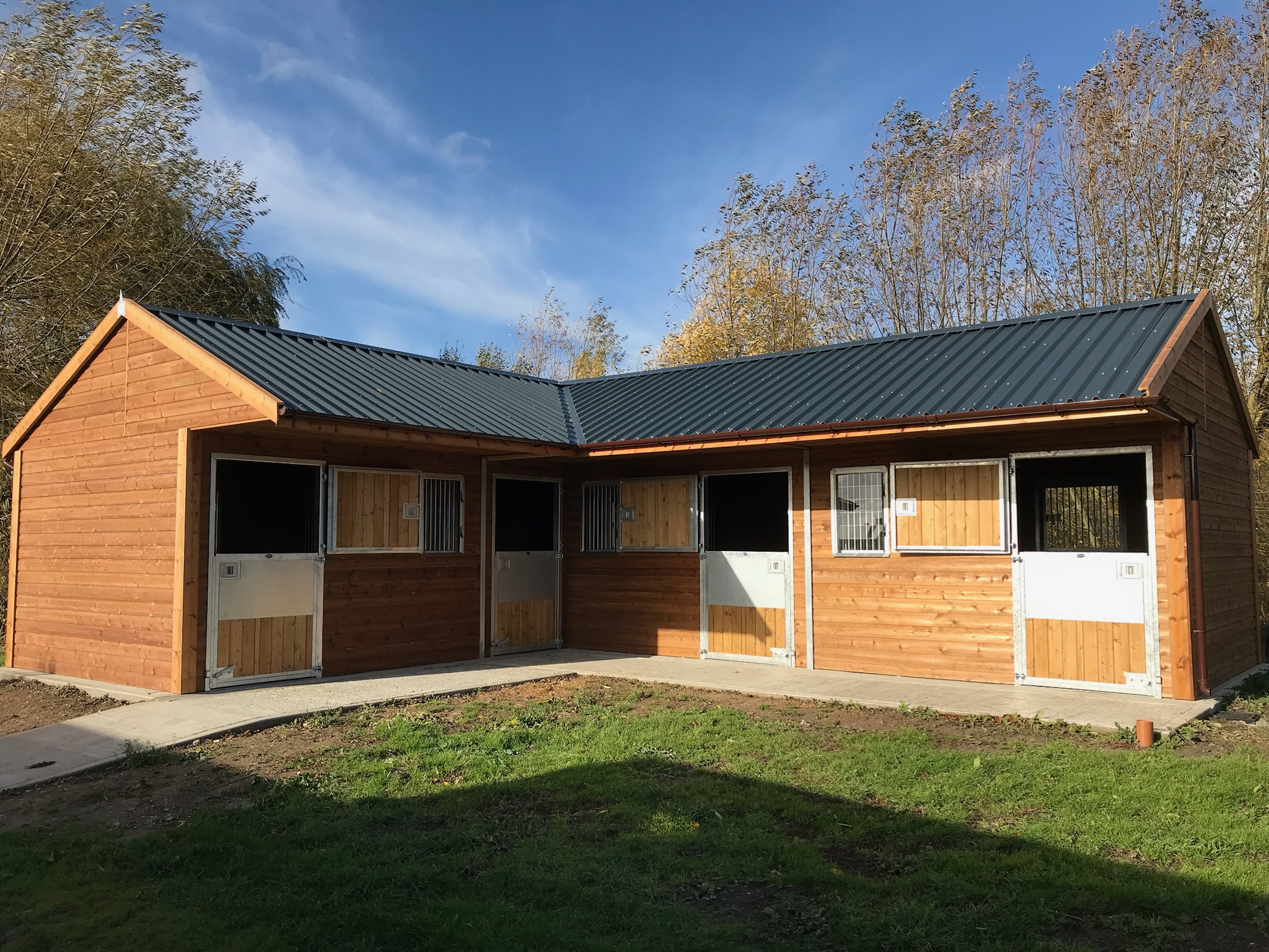 Hancox Loose Boxes in a garden