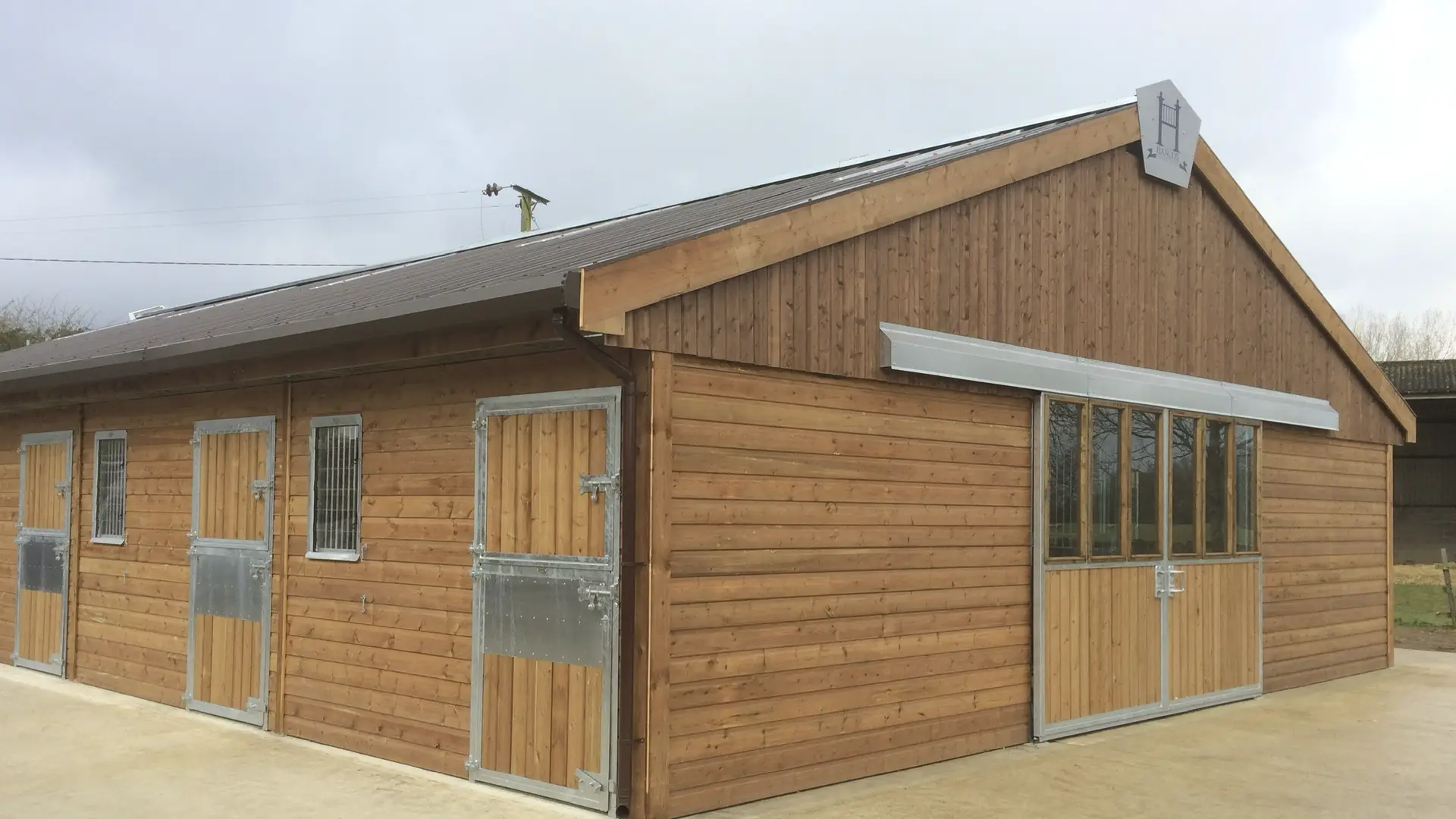 Bespoke Equestrian American Barns